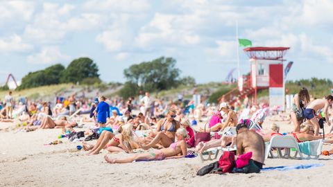 Смотрите, на каких пляжах Эстонии вода теплая и можно купаться